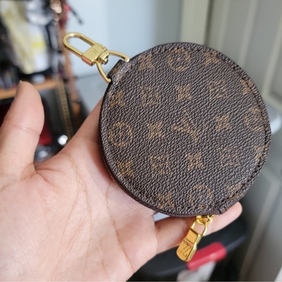 Fashion luxury design monogram coin wallet - Picture 3 of 3